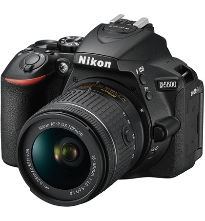 Nikon D5600 kit 18-55mm (New)